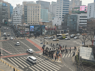 시청역 8번 출구 개선 전 모습